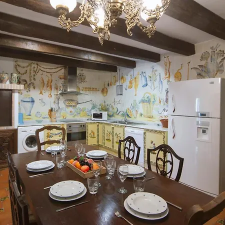 Alison By Aguilarent