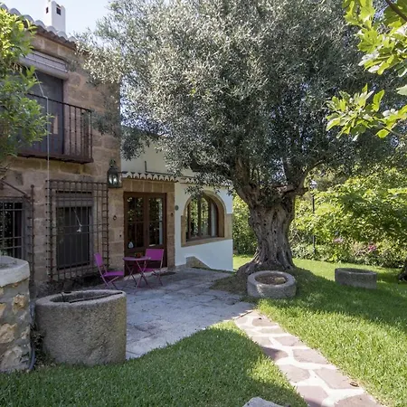 Alison By Aguilarent Villa *