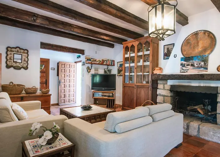 Alison By Aguilarent *